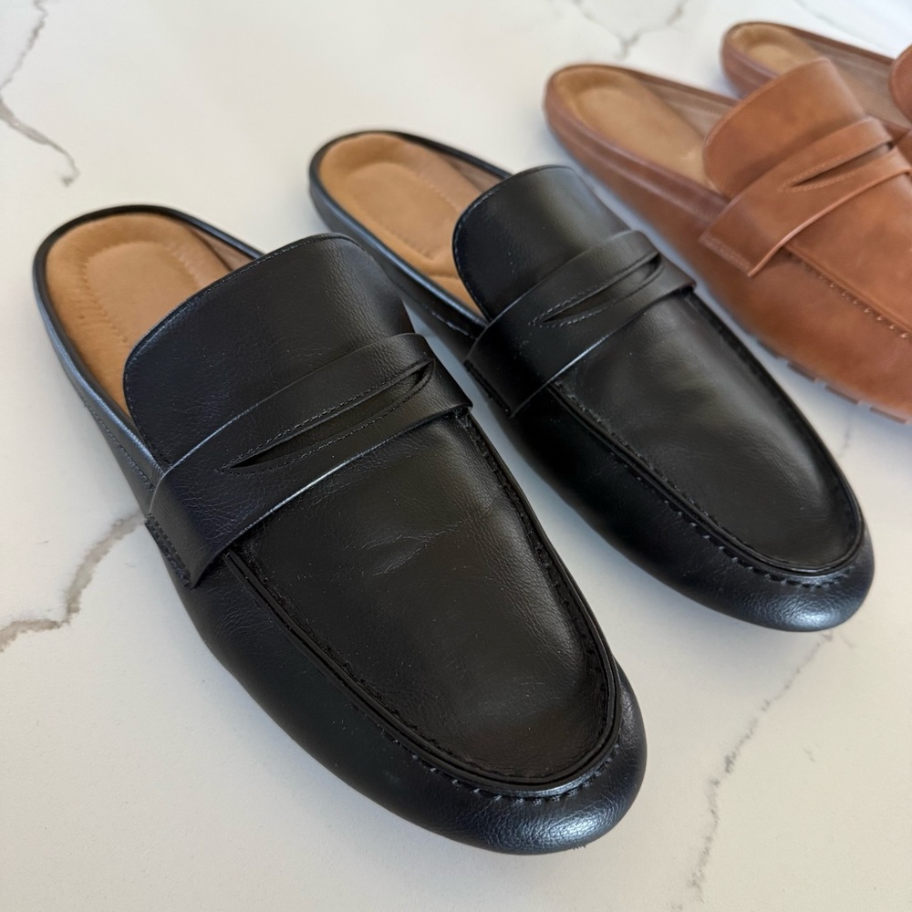 2 Pair Mules Slip On Flat Shoes Cushioned Insoles Lug Soles Black Camel 8- 8 1/2 - Picture 10 of 16